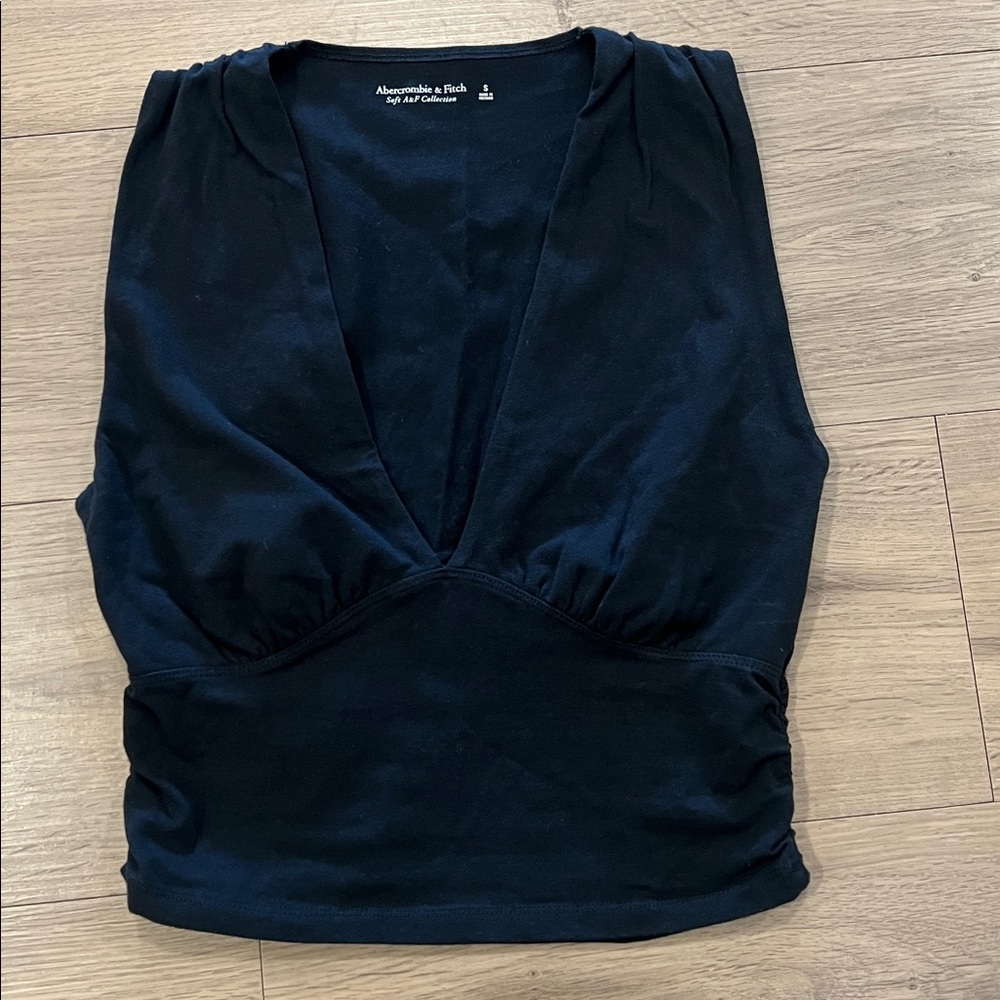 Abercrombie & Fitch Black low V Sleeveless Top